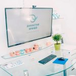 Фото - Компьютерный стол в кабинете